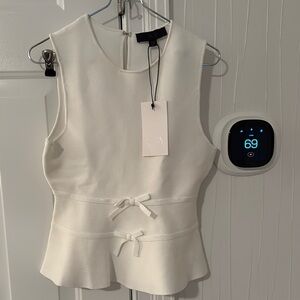 Zara Elegant White Sleeveless Top